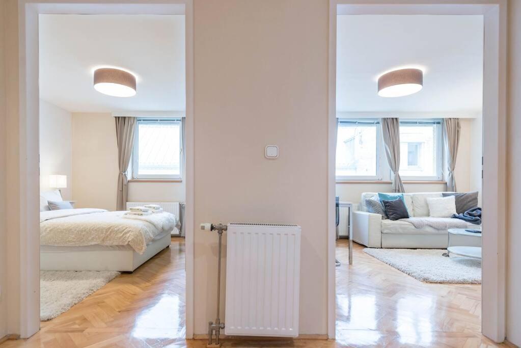 Venus Apartments - Renate Budapest Luaran gambar
